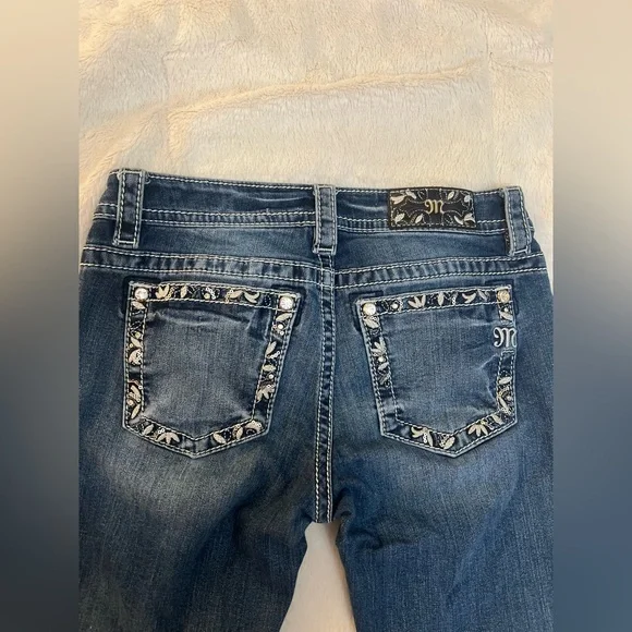 ✨ Miss Me Jeans - Bootcut - Size 28 - Picture 6 of 6